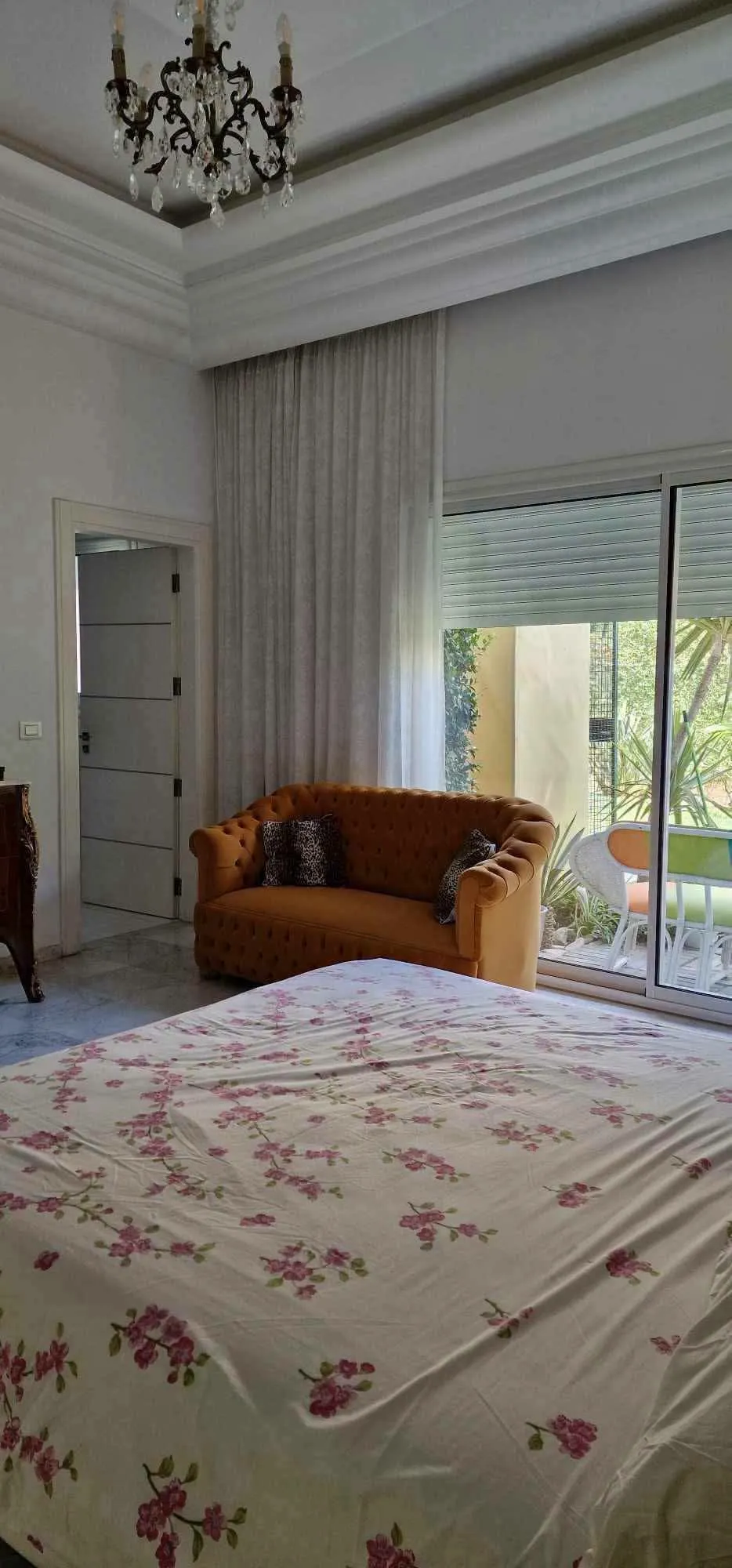 A VENDRE VILLA DE LUXE À KHEZMA