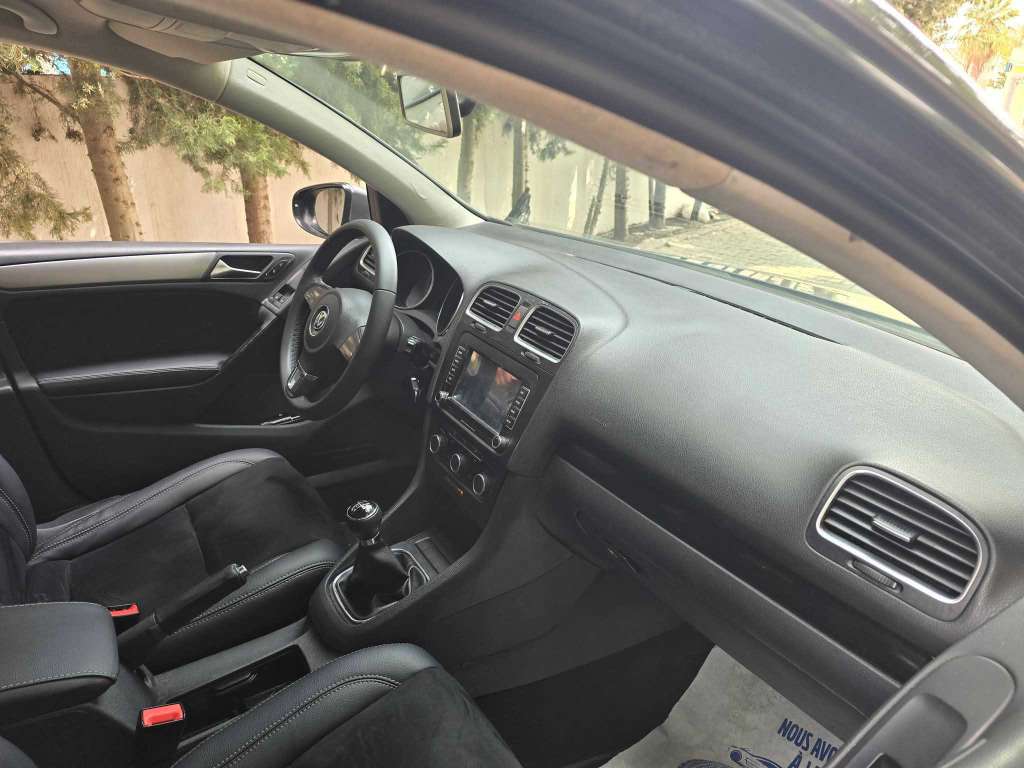 🇩🇪 Volkswagen Golf6 1.4 essence 🇩🇪 
On accepte l'échange des voitures    