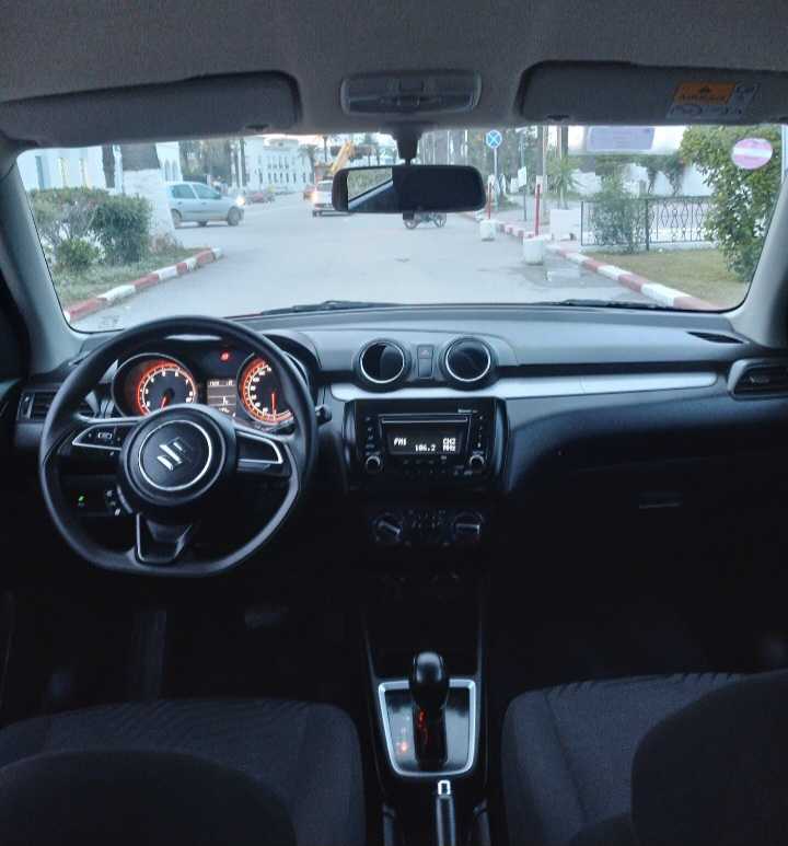 SUZUKI SUIFT PREMIERE MAIN BOITE AUTOMATIQUE 
