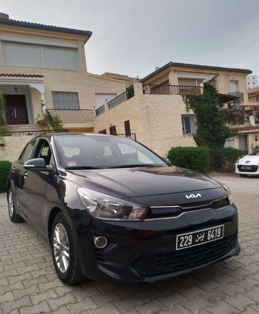 KIA RIO ÉTAT NEUF PREMIERE MAIN