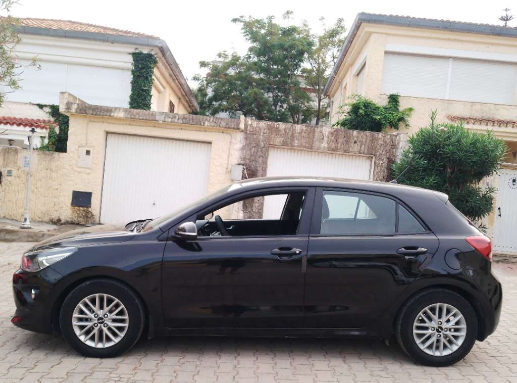 KIA RIO ÉTAT NEUF PREMIERE MAIN