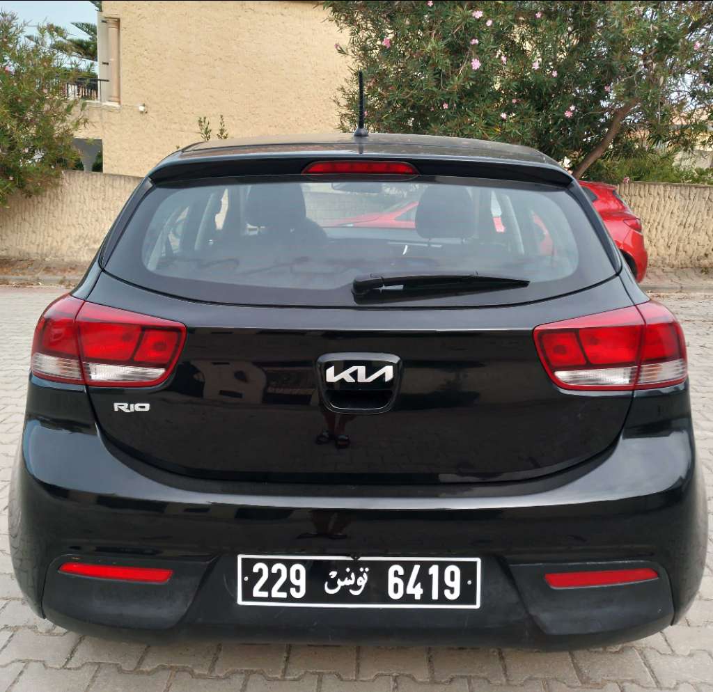 KIA RIO ÉTAT NEUF PREMIERE MAIN