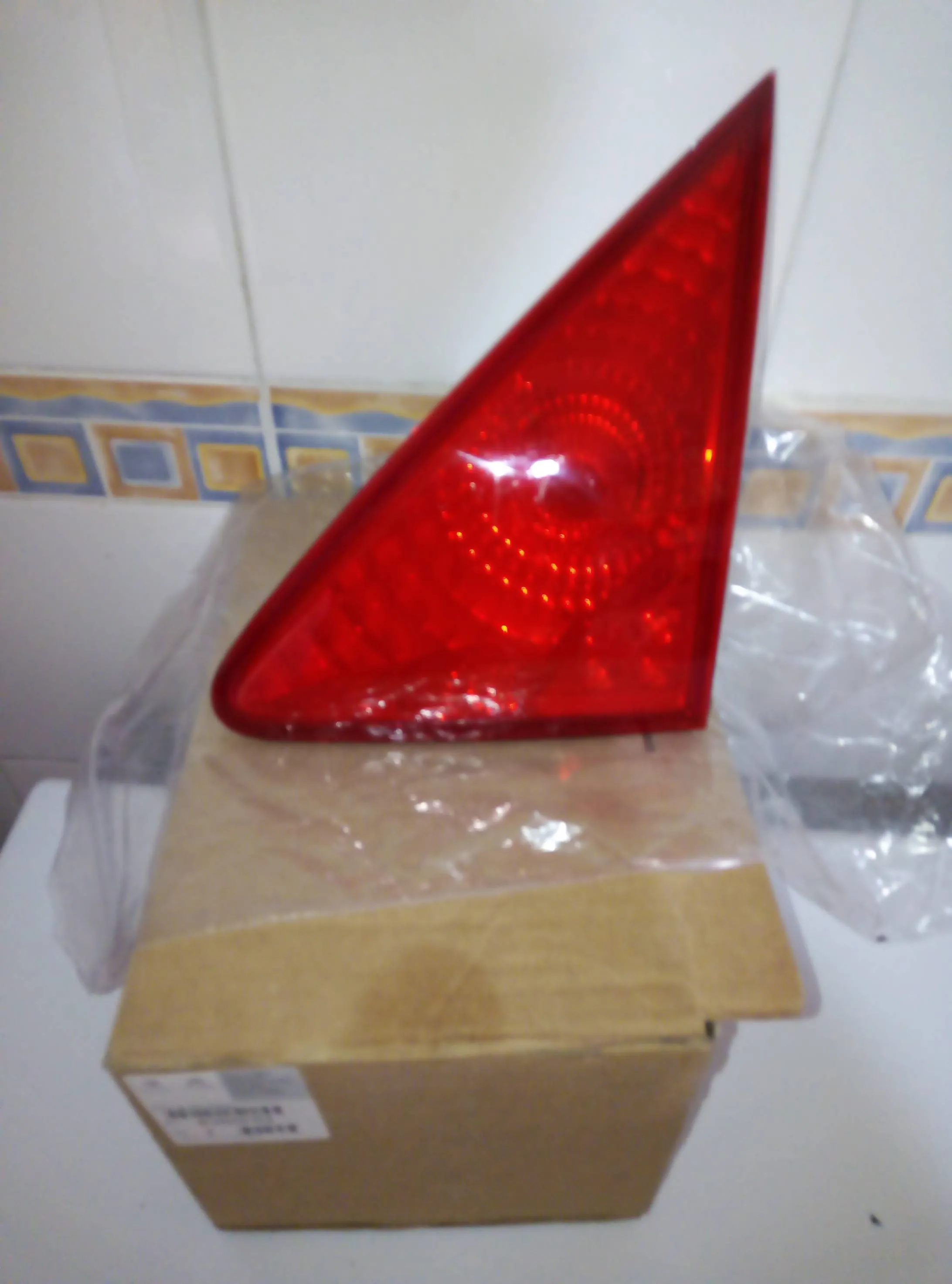 Pièces et accessoires divers pour Peugeot 3008. TEL :51670816.