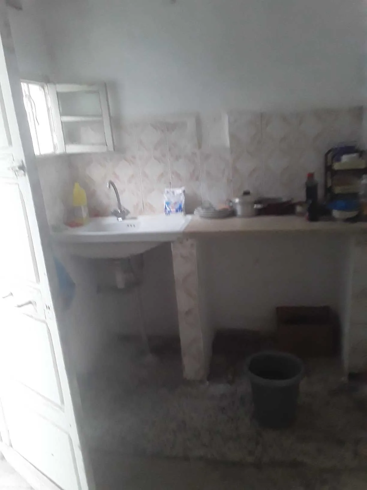 A loyer s1 semi meublée au bardo 2 coter ranim pour femme unique fonctionnaire 