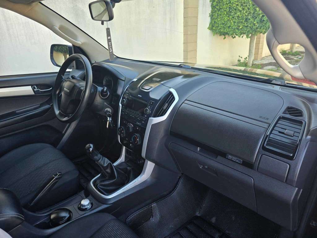 ⛔️ D-MAX LS  2021 4x4  خليجية) 2.5) ⛔️ 
     On accepte l'échange des voitures 
       