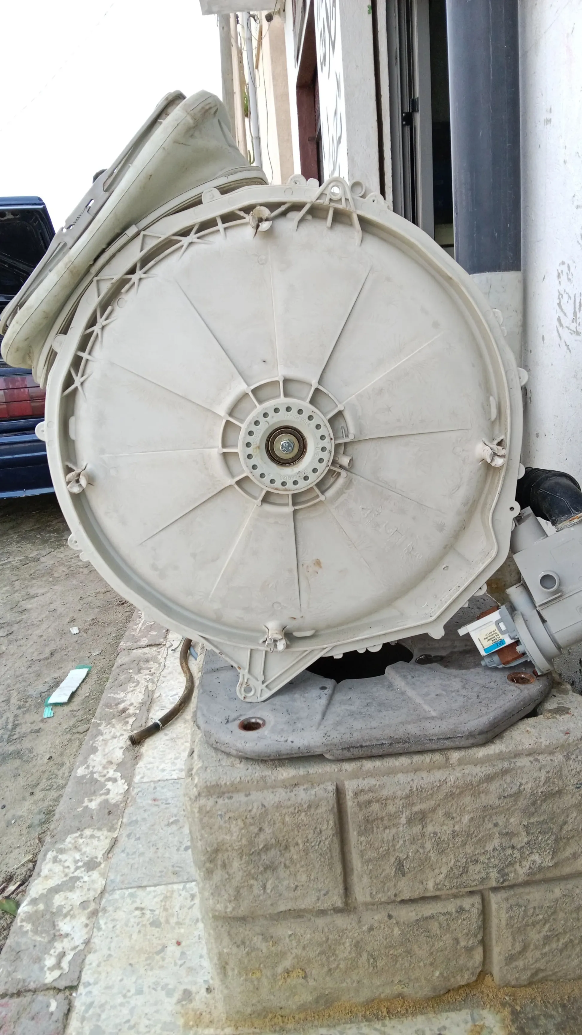 Tambour machine à laver ARTHUR MARTIN ; état très propre + porte machine à laver et moteur BEKO