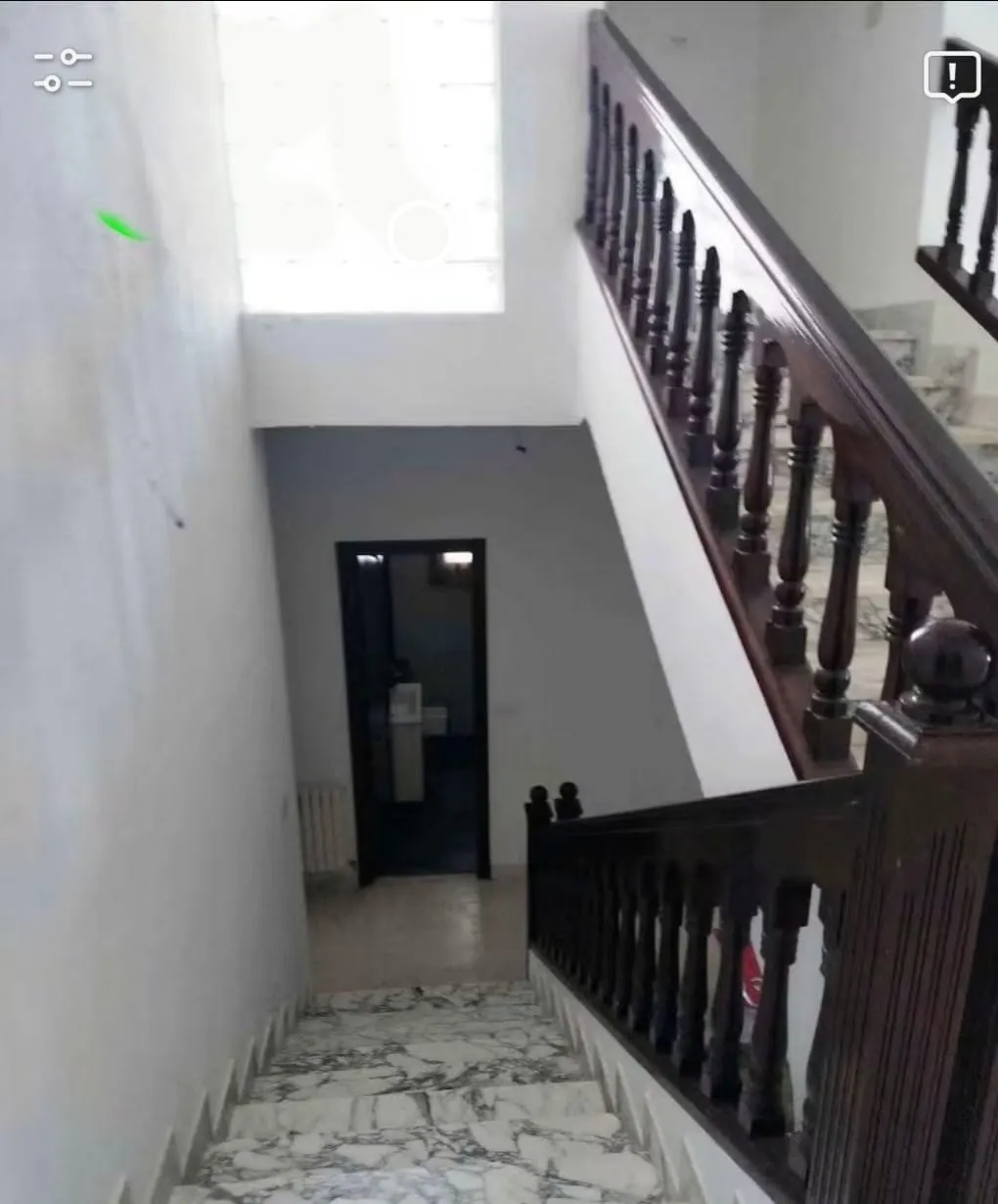 A vendre villa de 900 m2 à cité Zahra Sousse
