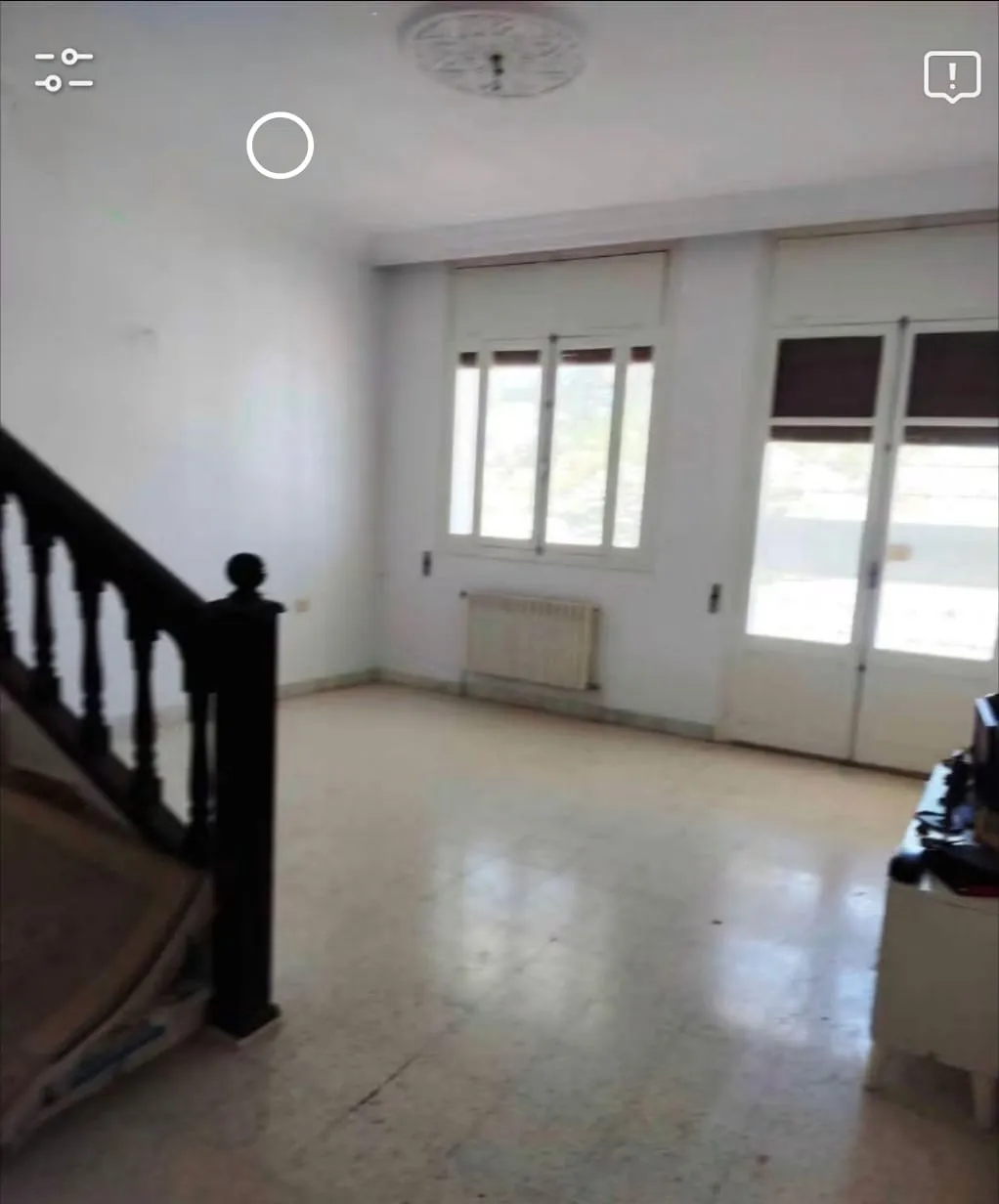 A vendre villa de 900 m2 à cité Zahra Sousse