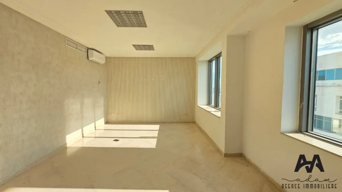 À louer – Bureau 73 m² (H+3) à usage professionnel à Nabeul