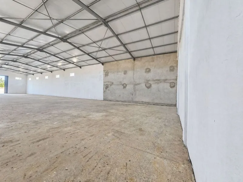 Dépôt 750 m² à louer à Mhamdia