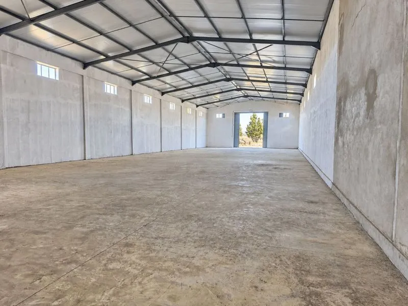 Dépôt 750 m² à louer à Mhamdia