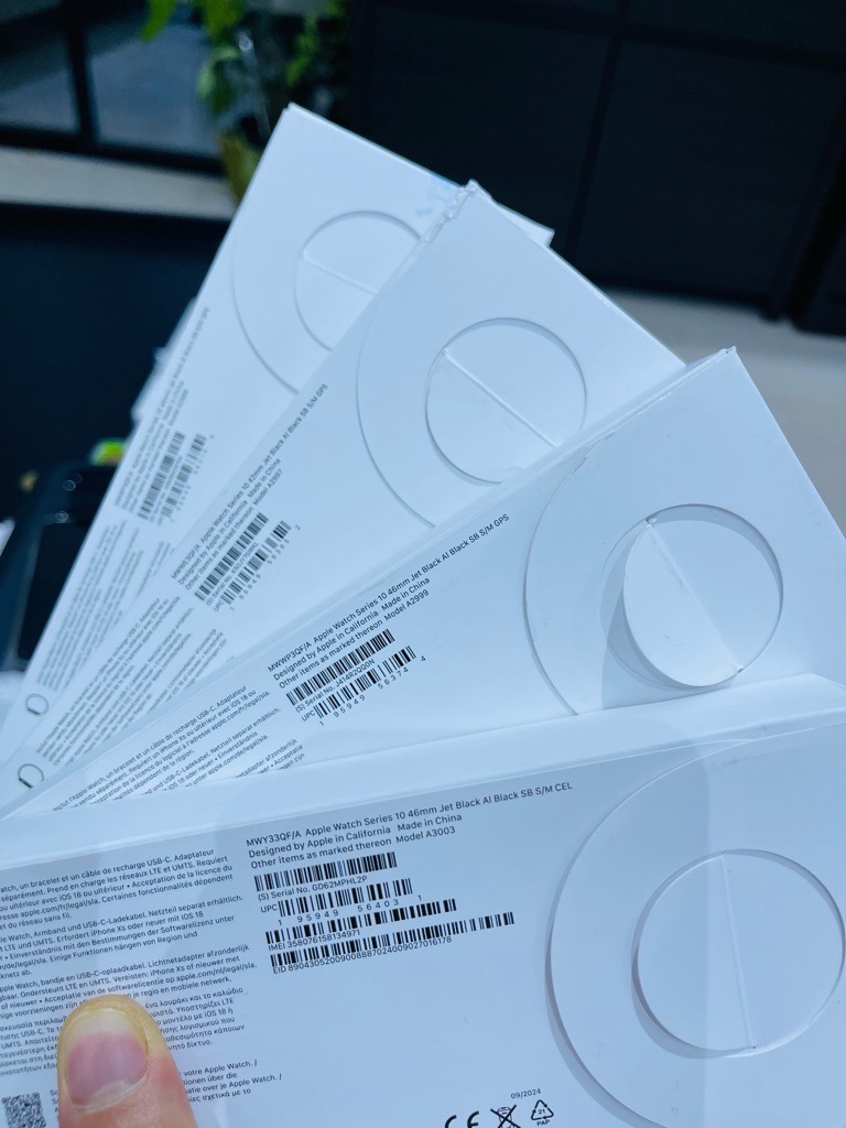 Apple watch sereis 10 Cacheté 