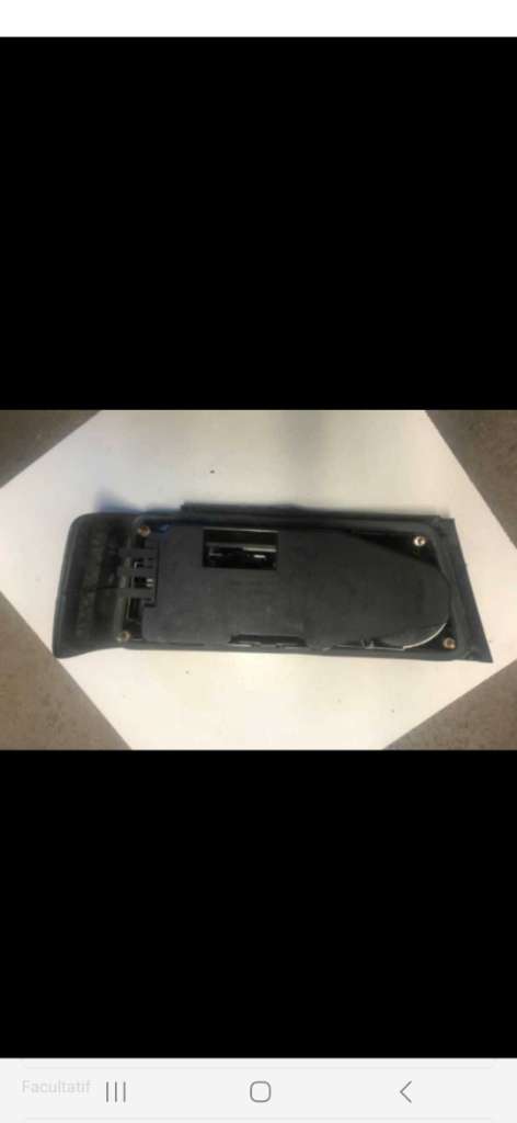 PEUGEOT 405 Feu arière droit 🇹🇳