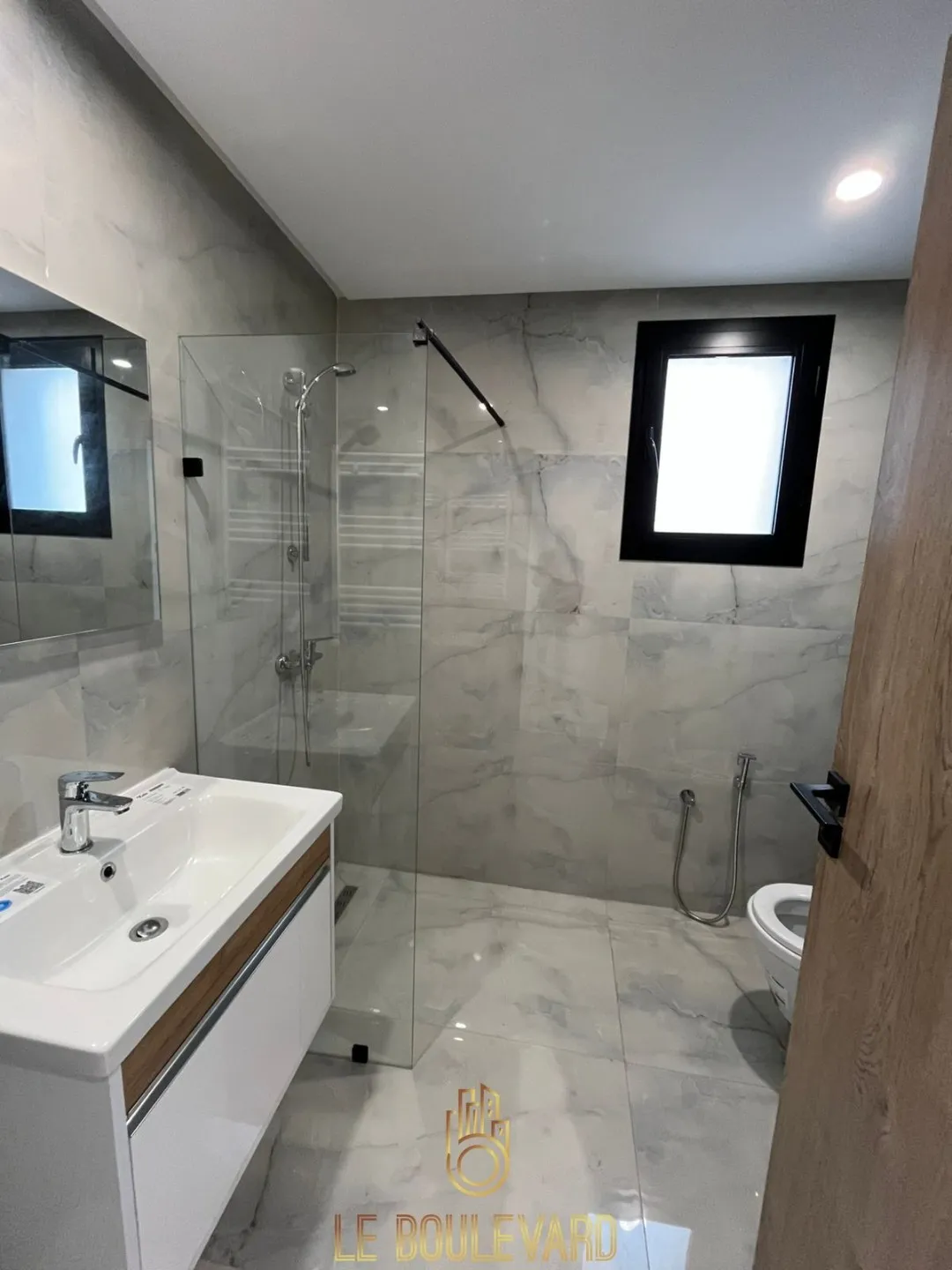 A vendre Appartement- S+2 à Nouvelle Soukra , Ariana