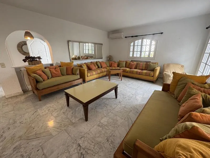 Villa SILMA(Réf: L3261)