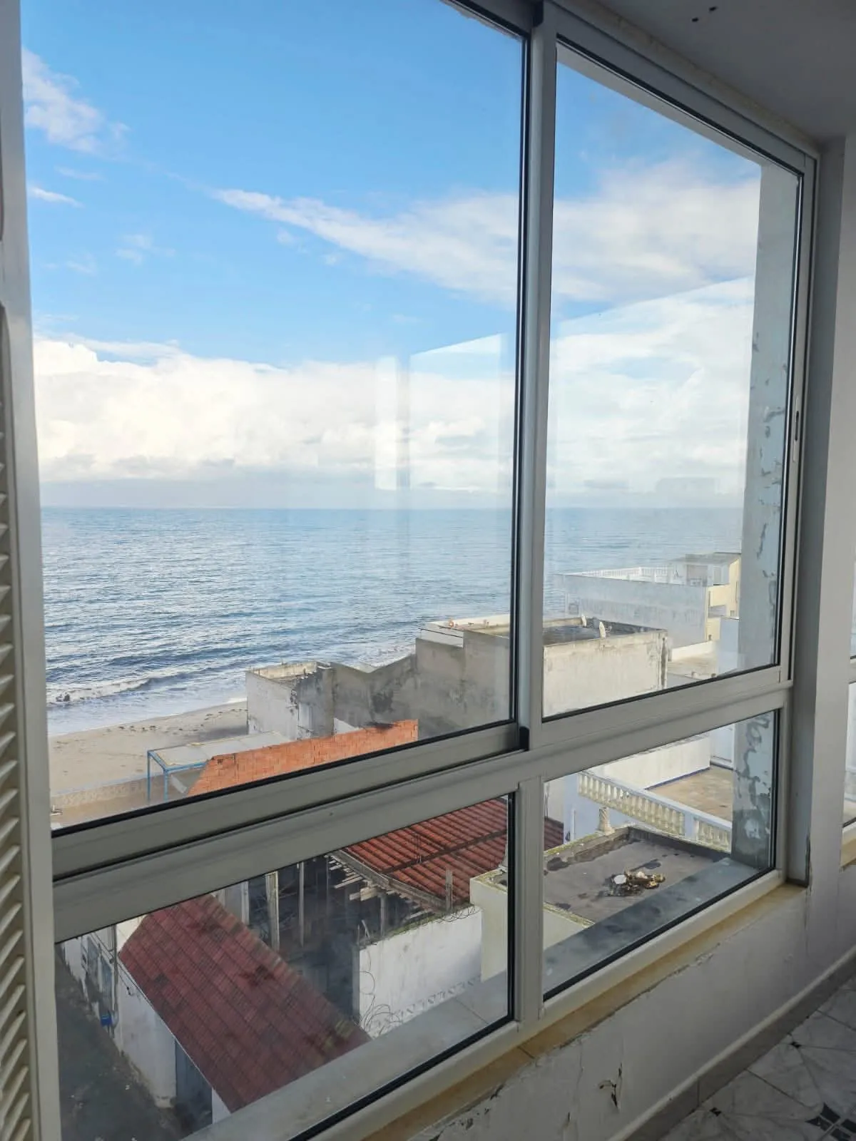 Appartement Pieds Dans L'eau S+3  spacieux vue dégagée 