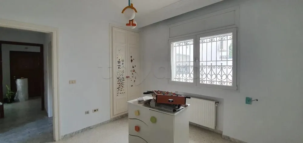 un appartement s+2 Haut Standing au rdc a louer a Jardin D'El Manzah 2 A proximité de Monoprix