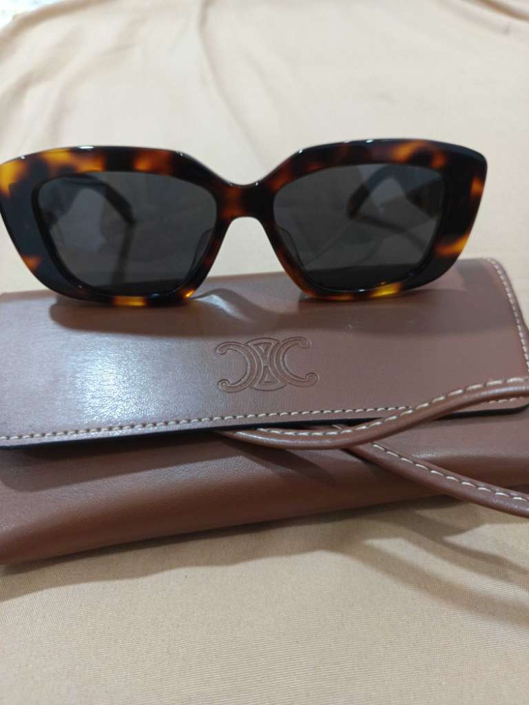 Lunettes solaires 