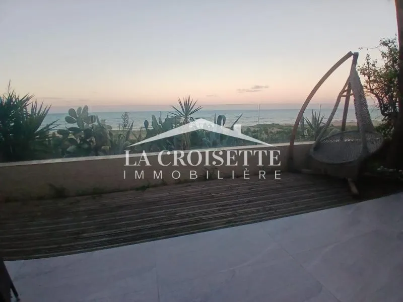 Rez-de-chaussée de villa meublé S+3 à la Marsa MVL1243