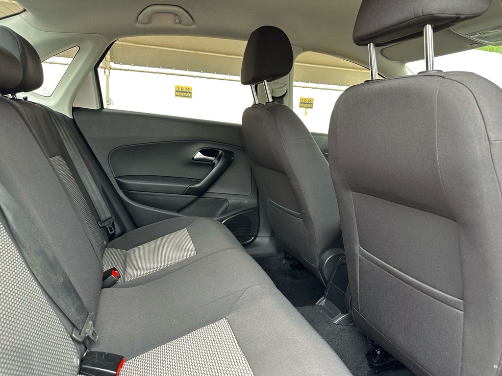 POLO SEDAN 2022 43 milles km