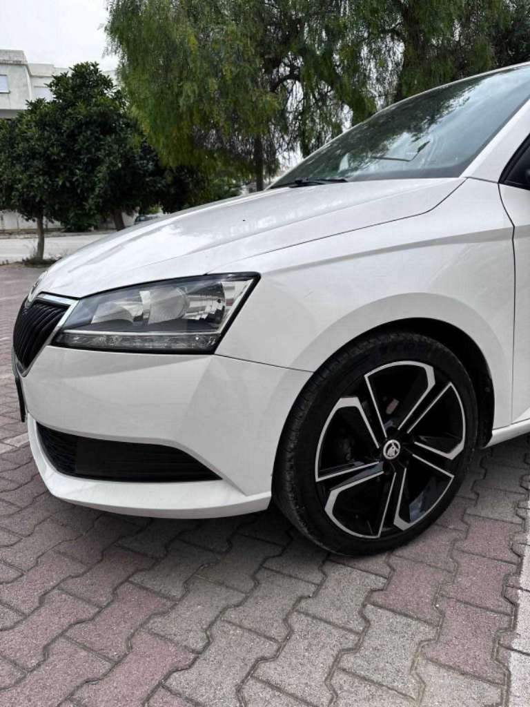 skoda fabia 94882284