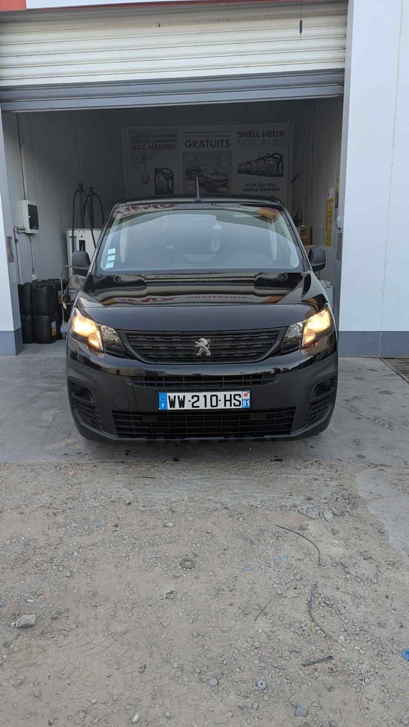 peugeot partner k9