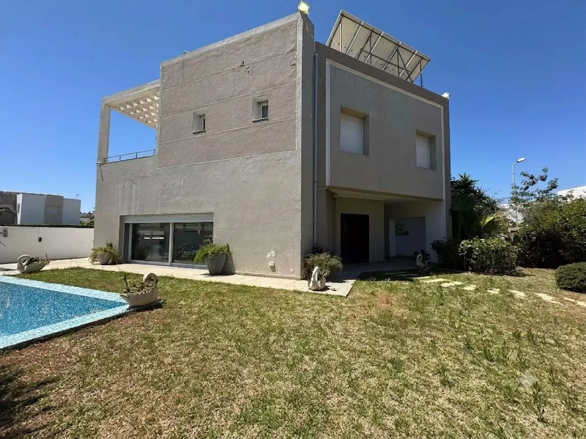A vendre villa haut gamme à kantaoui