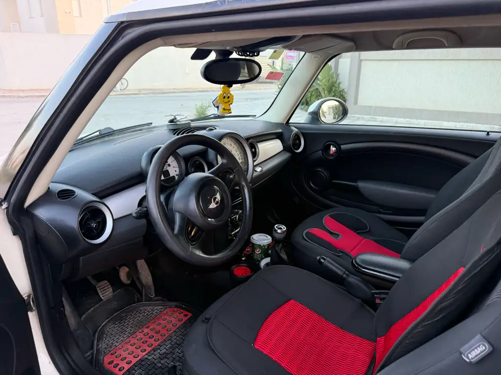 Belle mini Cooper R56 4cv