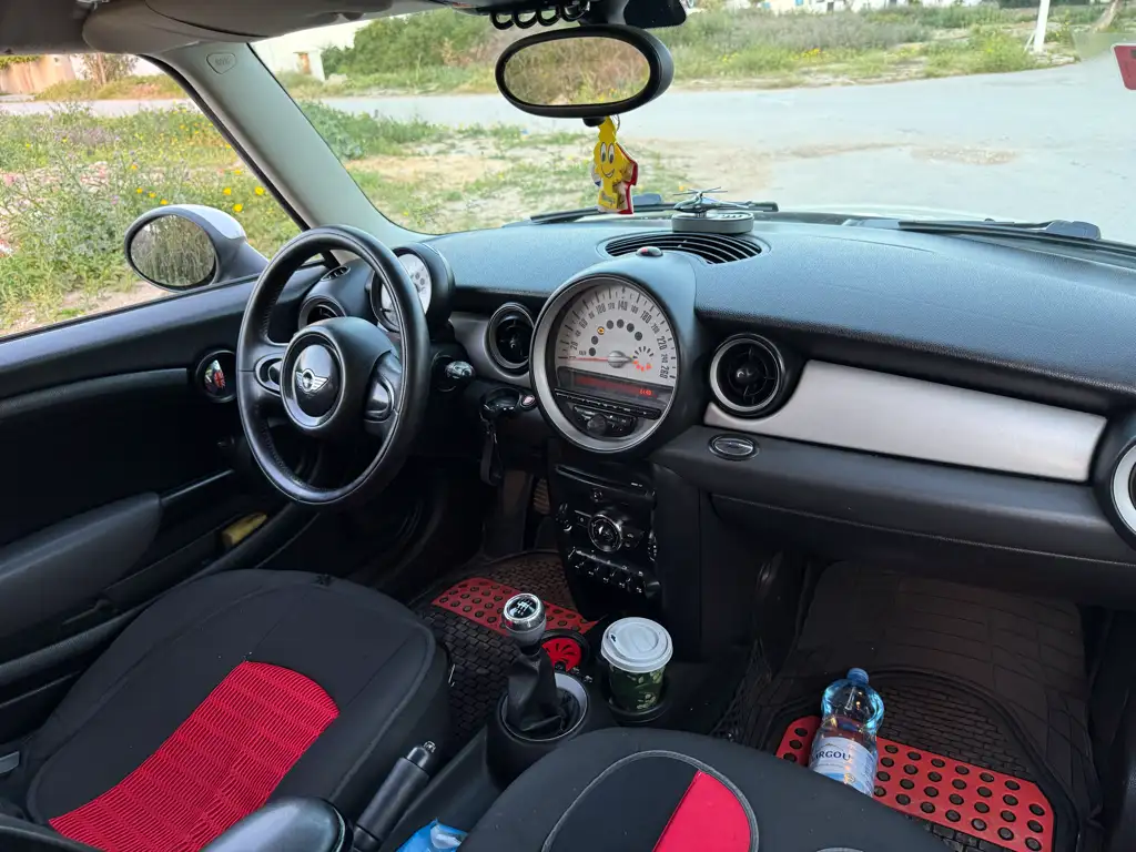 Belle mini Cooper R56 4cv