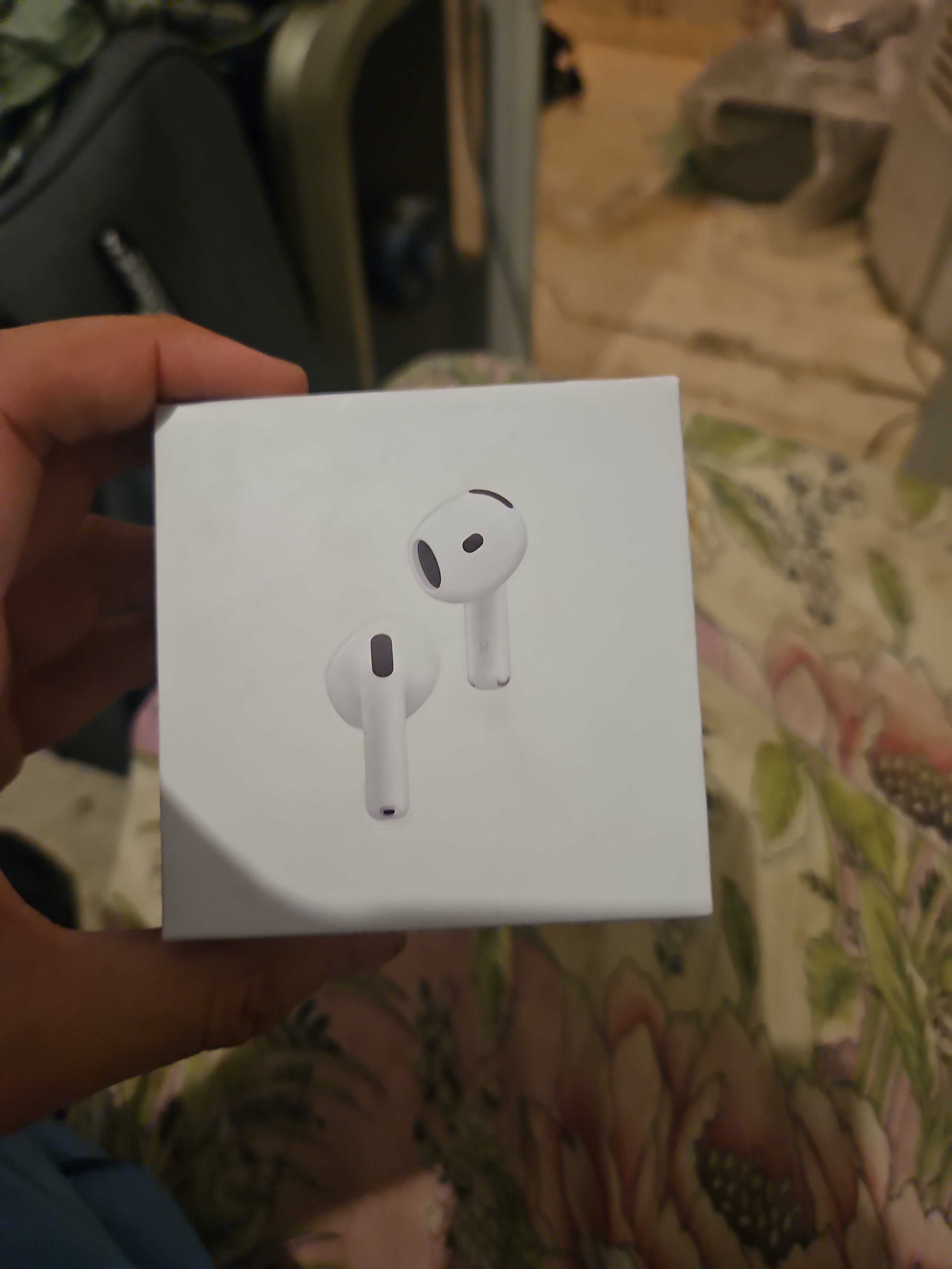 Airpod4