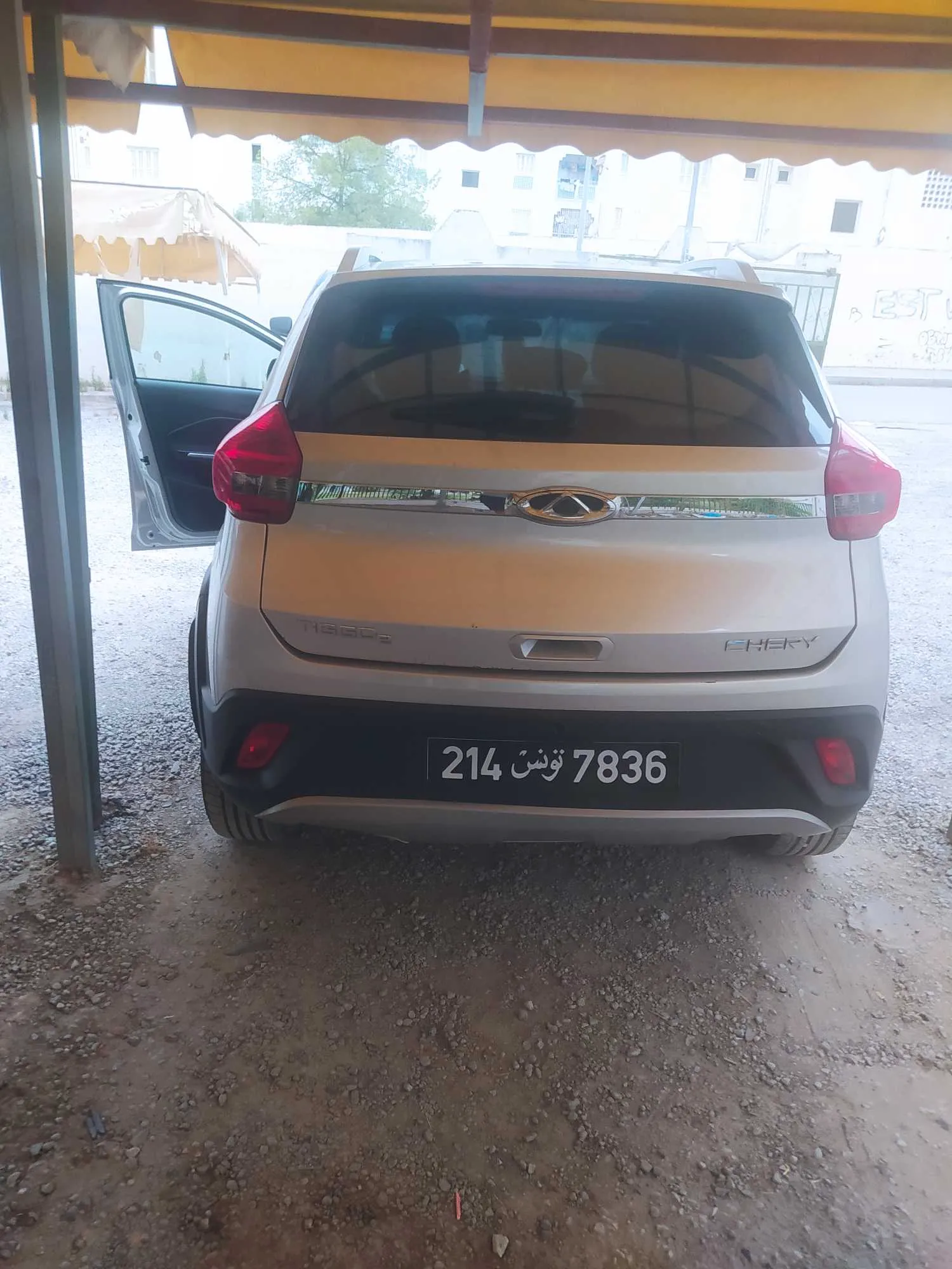 Voiture première main très bon état