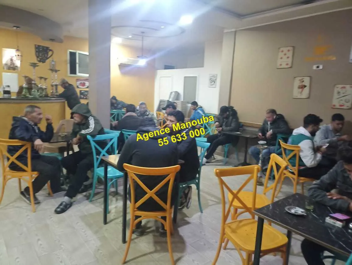 maison et café a vendre