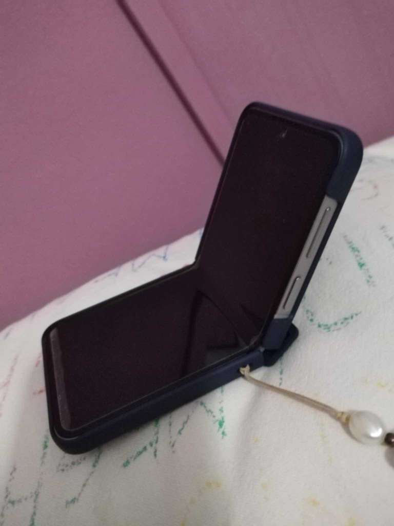 A VENDRE SAMSUNG Z FLIP 6