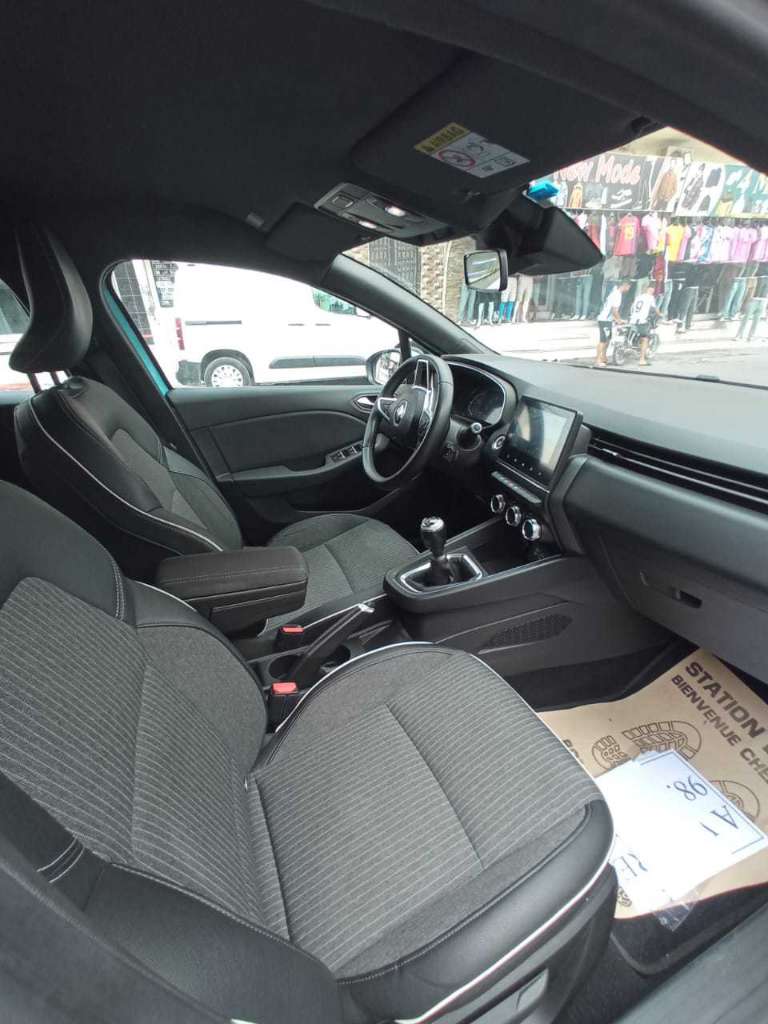 A vendre Renault Clio 5 