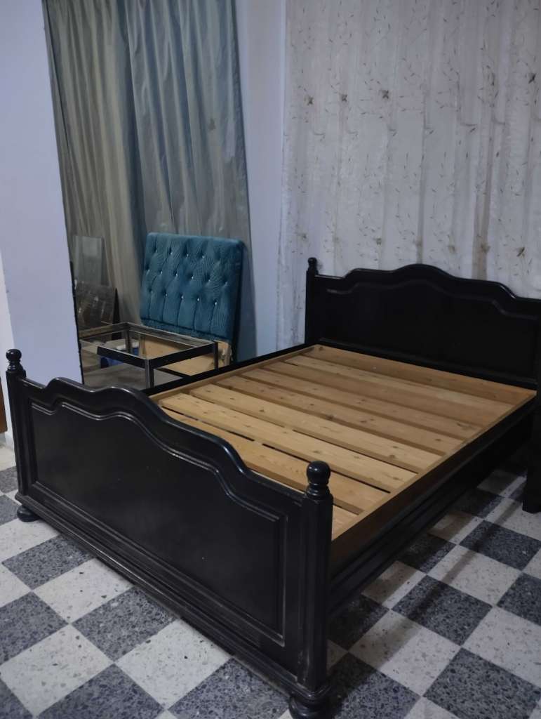 Lit deux places blenz standard avec matela a vendre à mahdia ☎️ 94013109