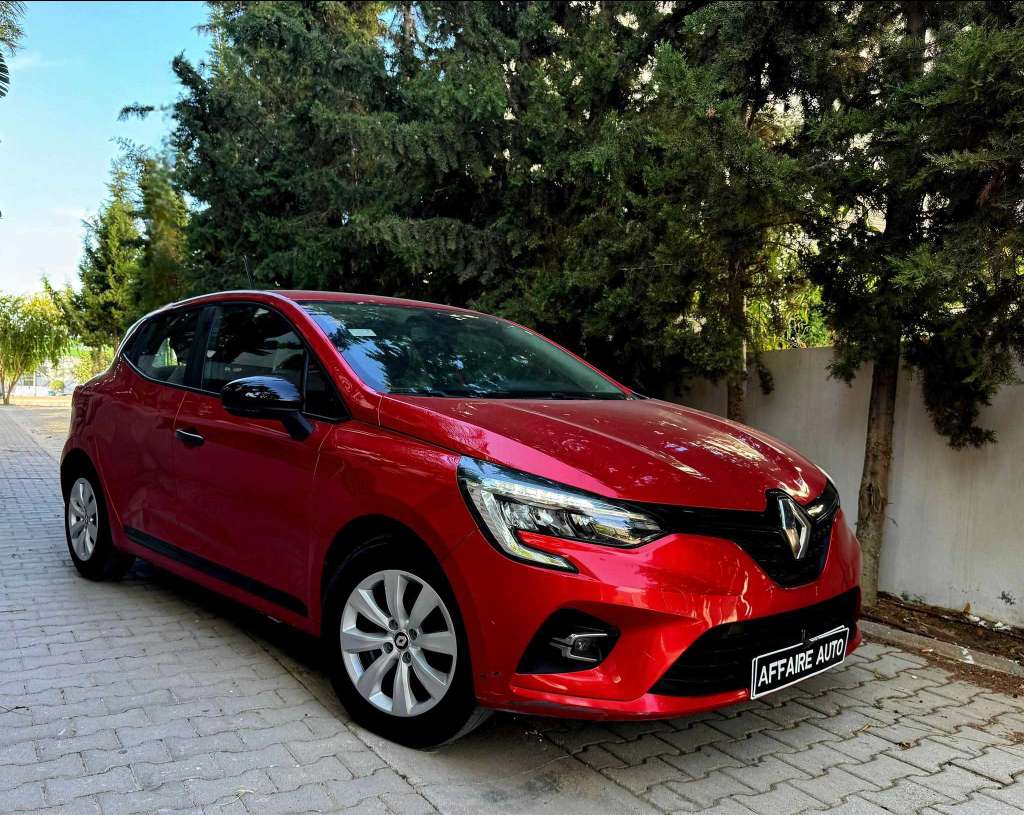 🚘 Renault Clio 2023 essence 57.000km 🚘
 🔁 on accepte l échange des voitures
 
