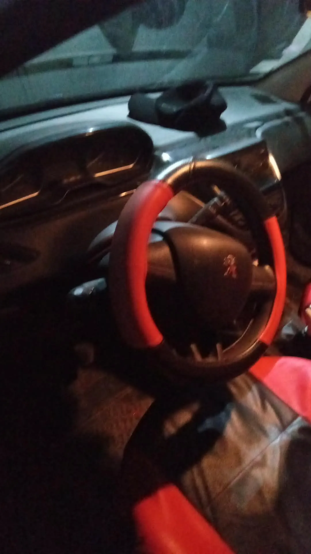 Peugeot 208 en très bonne état