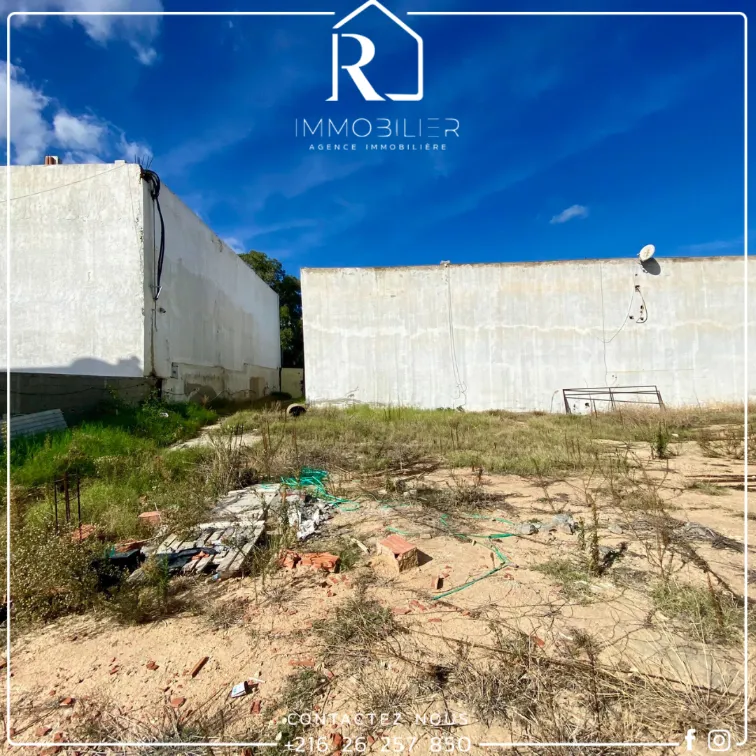 للبيع قطعة أرض في الحمامات  2éme position sur la route principale VUE SUR MER