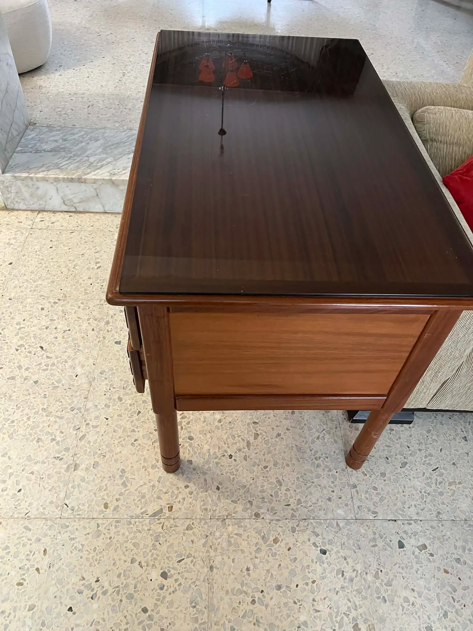 A vendre bureau en bois