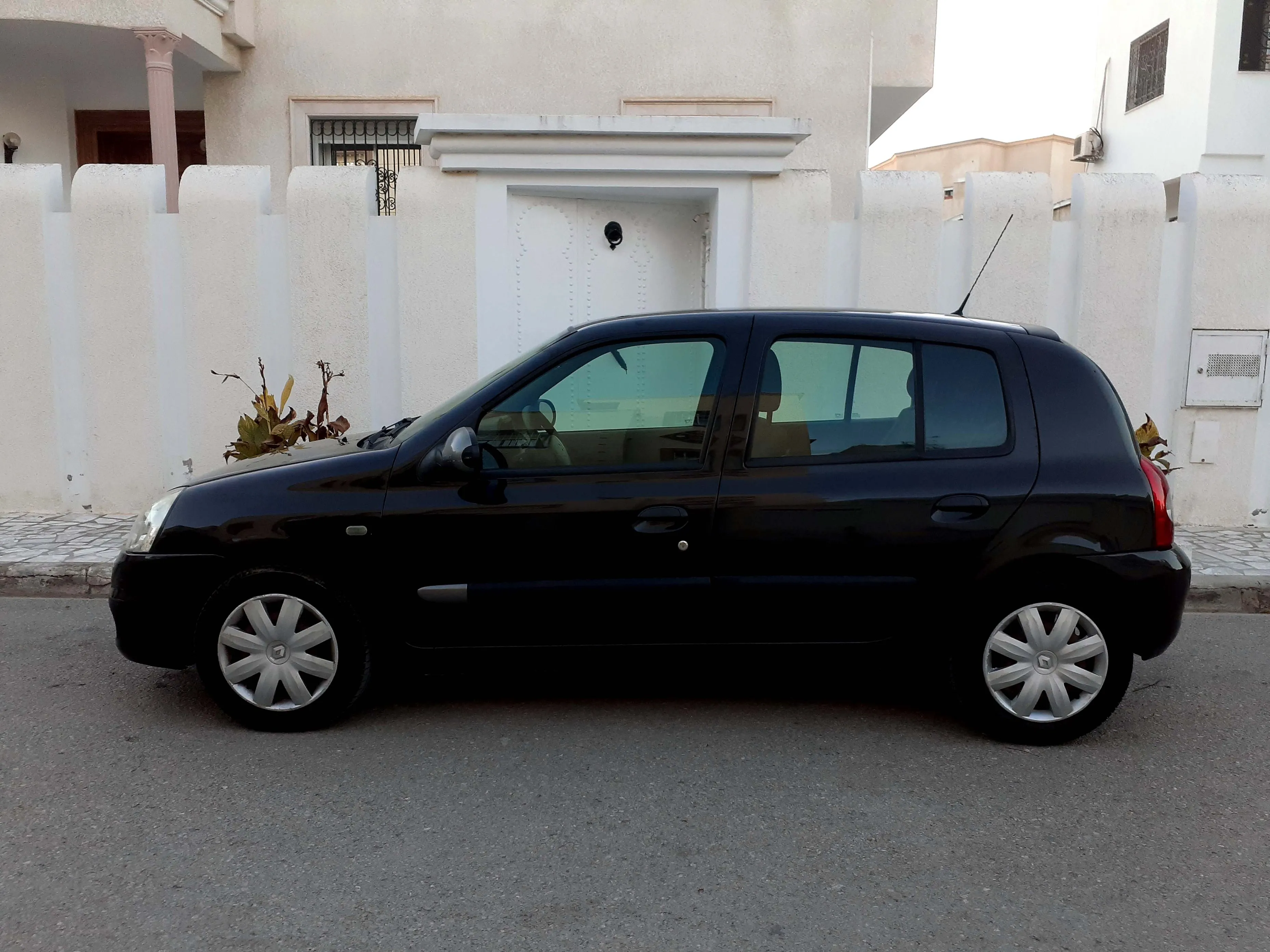 Renault Clio campus 150km première main