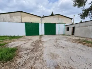 Dépôt de 1 000 m² à louer à Naassen