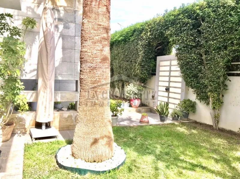 Villa S+4 avec piscine à La Marsa ZDL0350