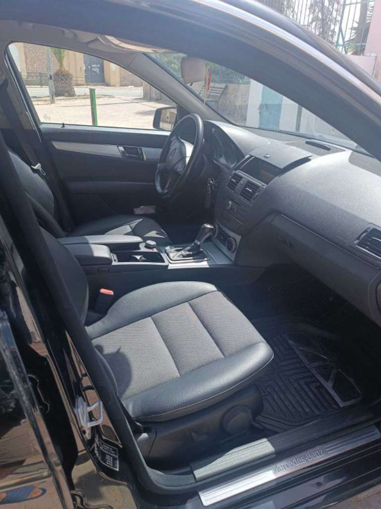 À vendre Mercedes classe c kompressor w204