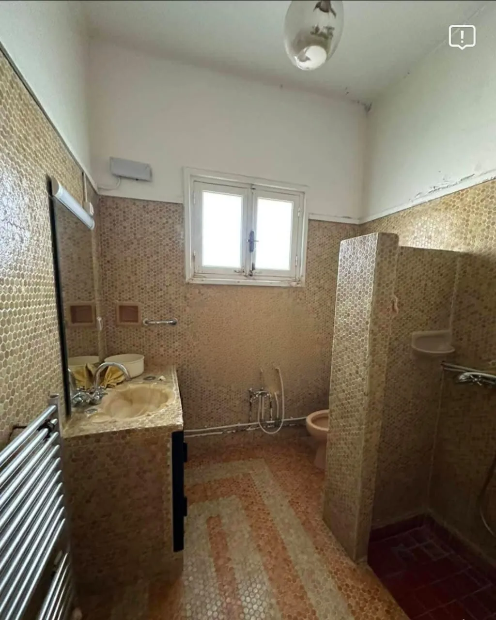 À VENDRE – Magnifique Villa 4000 m2 terrain à Chatt Mariem coté mer et sur la route touristique