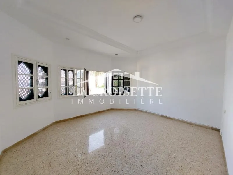  Appartement S+3 Vue Mer à la Marsa avec terrasse MAL2022