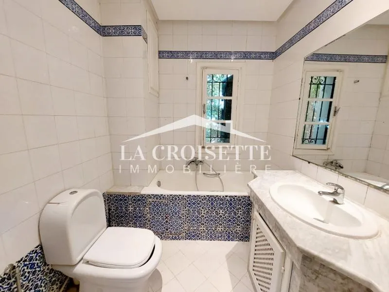  Appartement S+3 Vue Mer à la Marsa avec terrasse MAL2022
