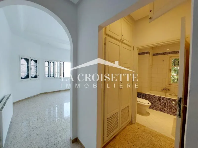  Appartement S+3 Vue Mer à la Marsa avec terrasse MAL2022