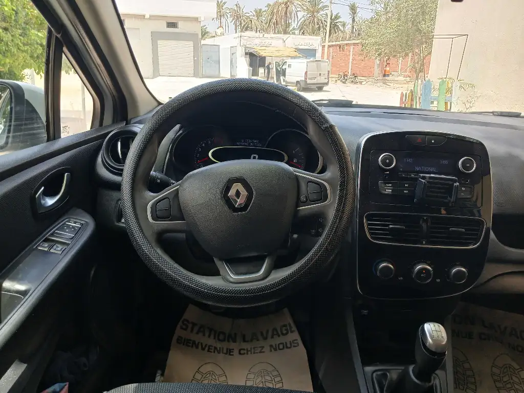 RENAULT CLIO 4 DENAMIC 1er main ESSENCE Tel 24 313 594