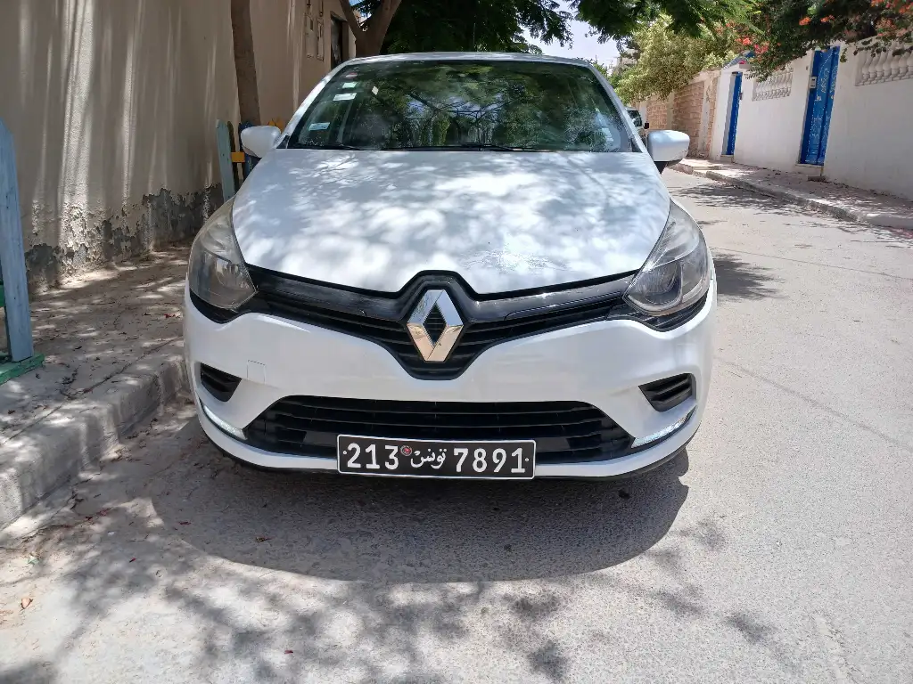 RENAULT CLIO 4 DENAMIC 1er main ESSENCE Tel 24 313 594