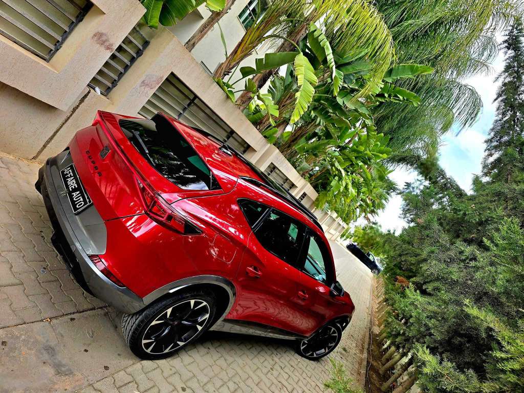 🚘  Cupra Formentort  2022  75.000km 2L 11cv 🚘
          🔁 on accepte l échange des voitures
              